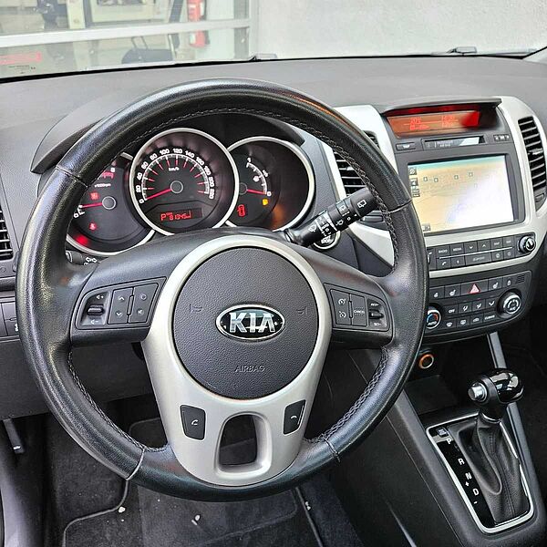 Kia Venga Spirit Automatic, Navi, glassdach, kamera