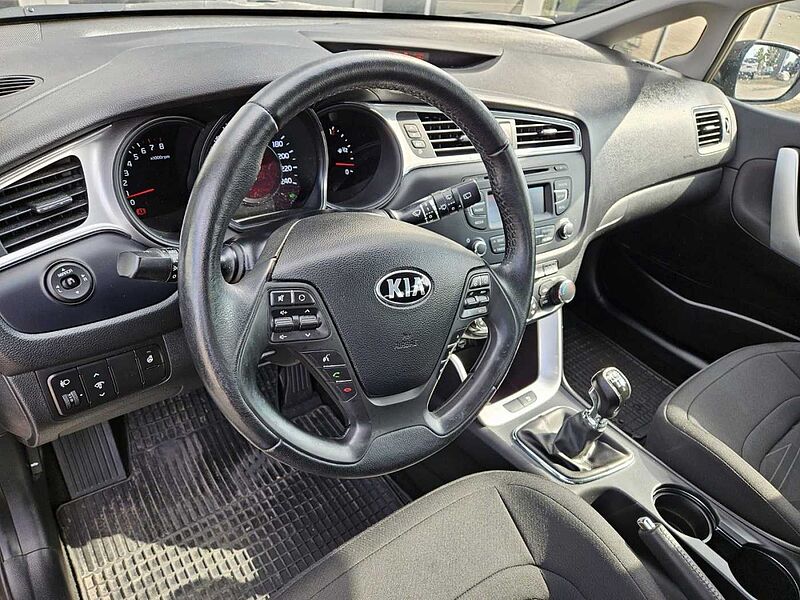 Kia cee'd Sporty Wagon cee&apos, d 1,6 GDI SW Edition 7 / Alu / PDC /