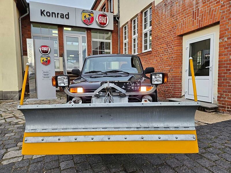 Lada Niva Basis 4x4 1.7 - Schneeschild